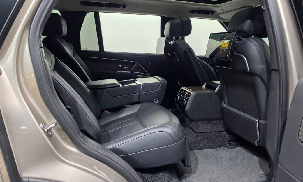 Land Rover Range Rover P530 Autobiography Long Wheel Base, 2024