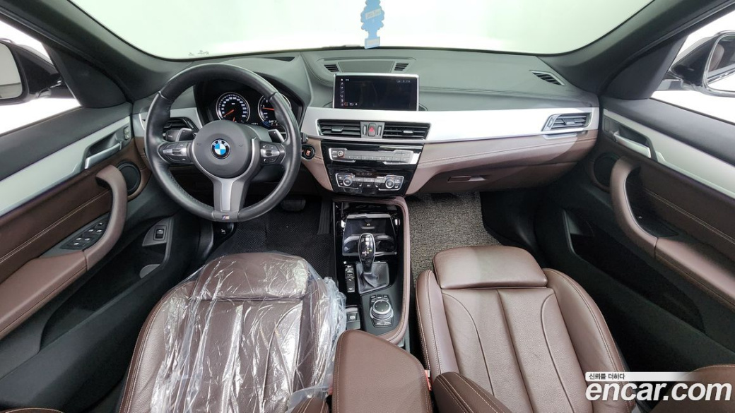 BMW X1 xDrive 20i M Sport, 2022