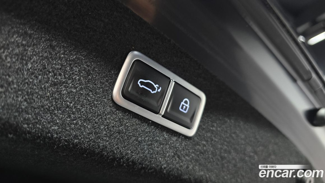 Genesis G80 Gasoline 2.5 Turbo AWD, 2025
