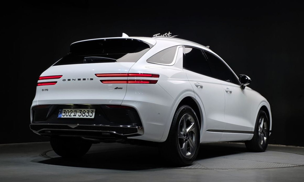 Genesis GV70 2.5T Gasoline AWD, 2025