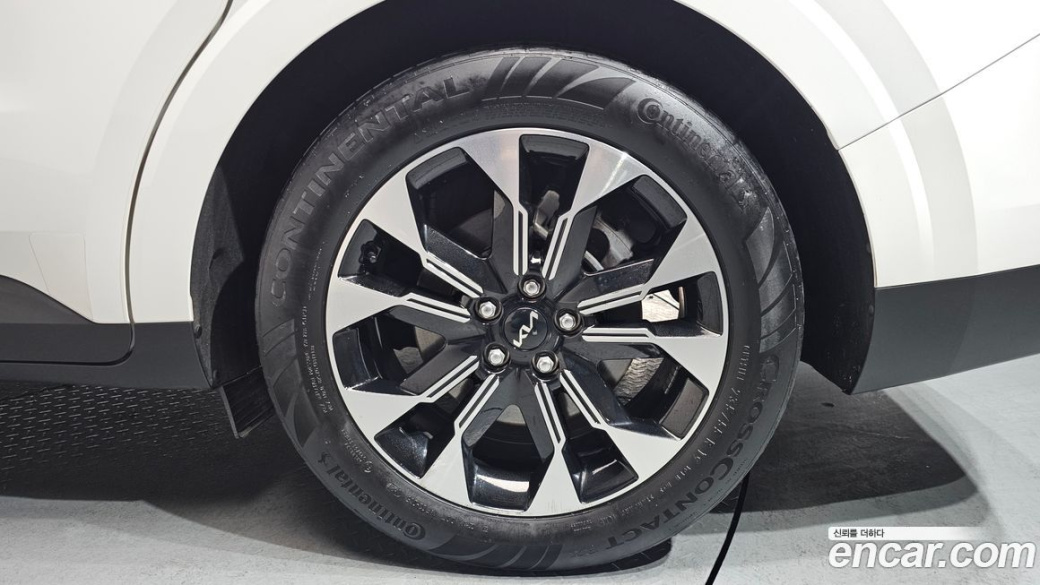 Kia Carnival 9-Seater Signature, 2022