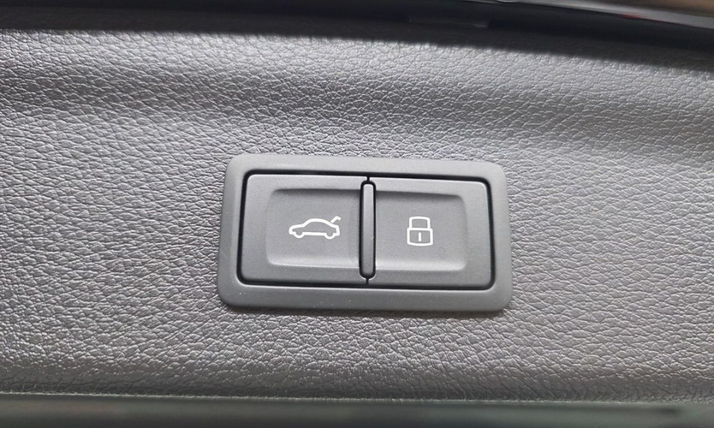 Audi Q3 40 TFSI Quattro Premium, 2025