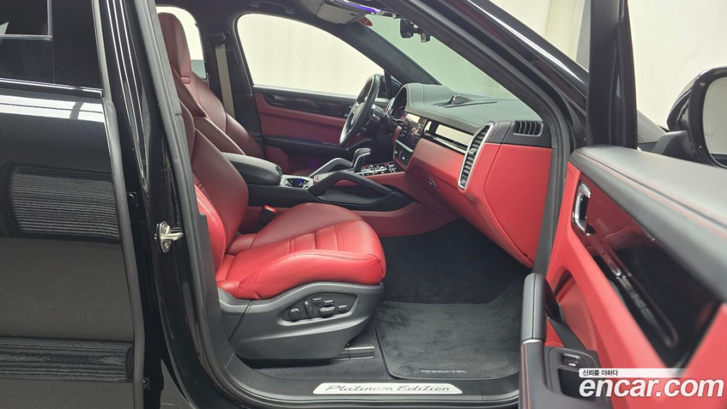 Porsche Cayenne 3.0 COUPE PLATINUM EDITION, 2023