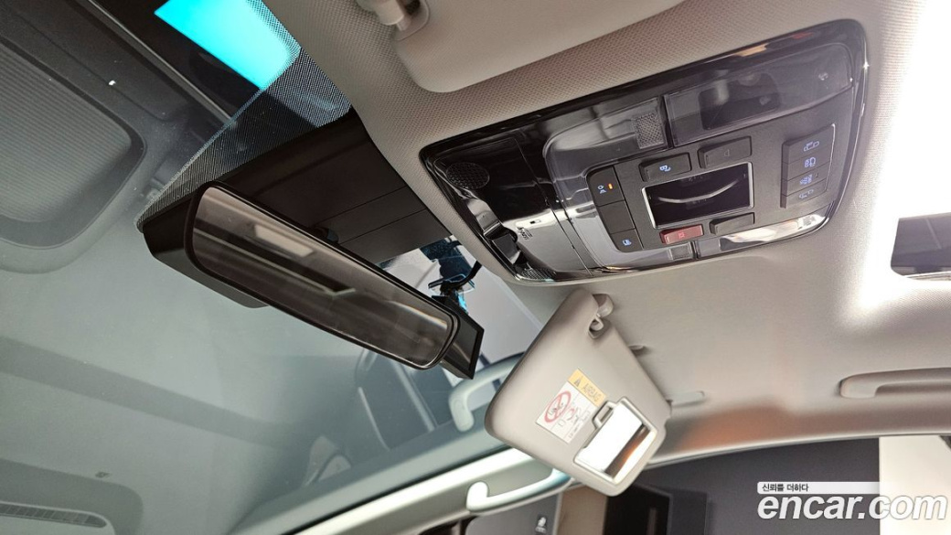 Hyundai Staria Tourer 9-Seater, 2025