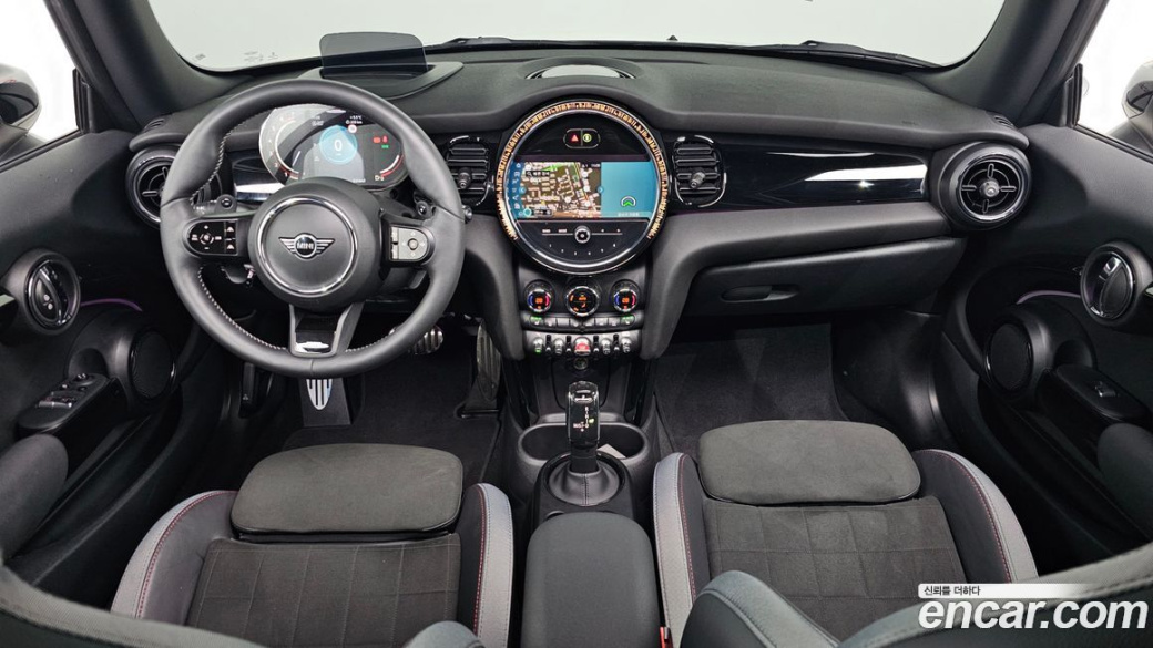 Mini Cooper JCW, 2022