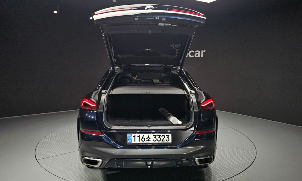BMW X6 xDrive40i M Sport, 2024