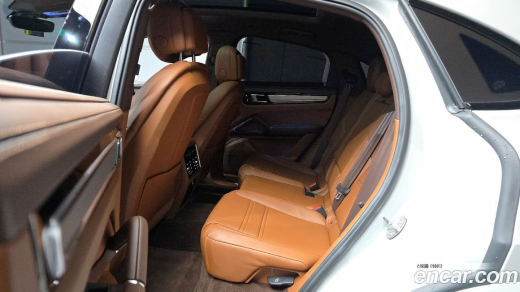 Porsche Cayenne 3.0 COUPE PLATINUM EDITION, 2023