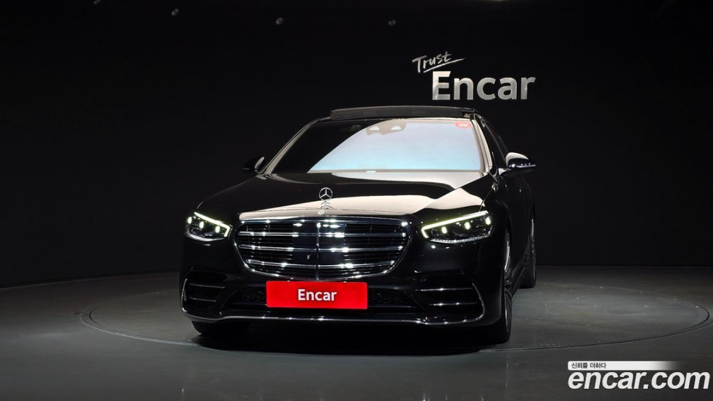 Mercedes-Benz S-Class S500L 4MATIC, 2023