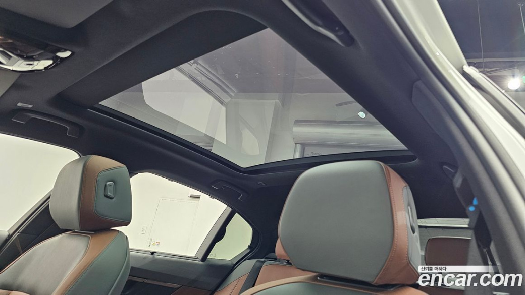 BMW 5-Series 530i xDrive M Sport, 2024