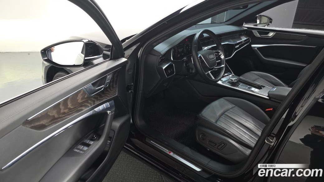 Audi A6 45 TFSI Quattro Premium, 2022
