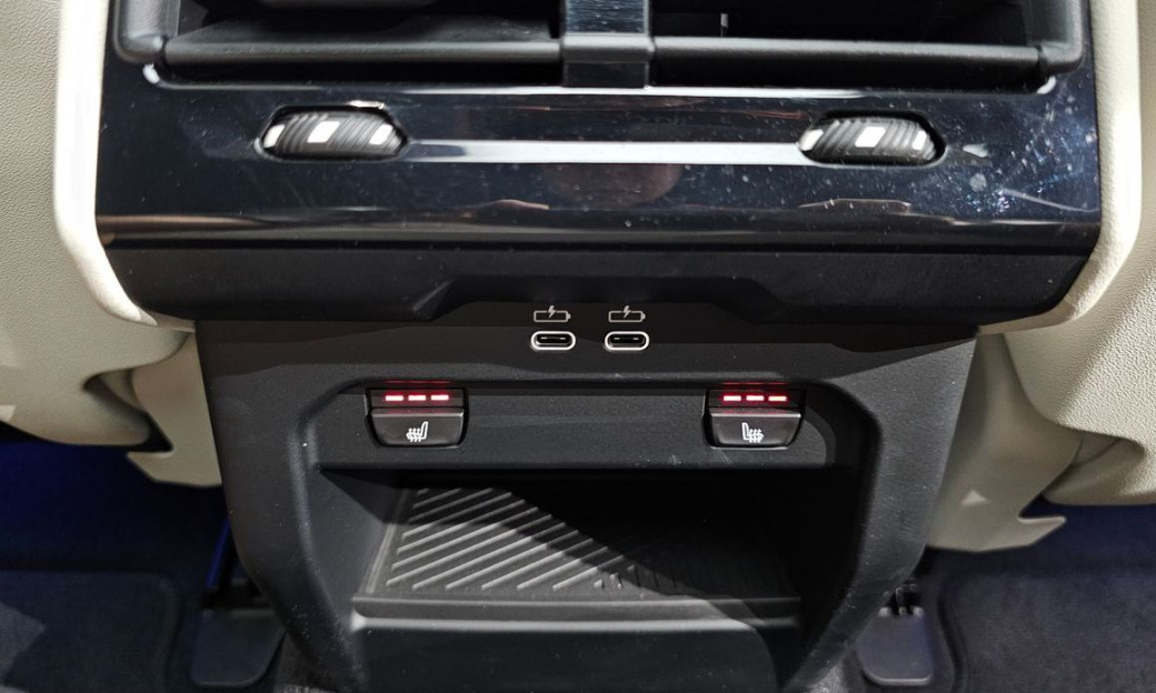 BMW 5-Series 520i M Sport, 2024