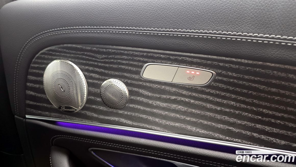Mercedes-Benz E-Class E350 4MATIC AMG Line, 2022