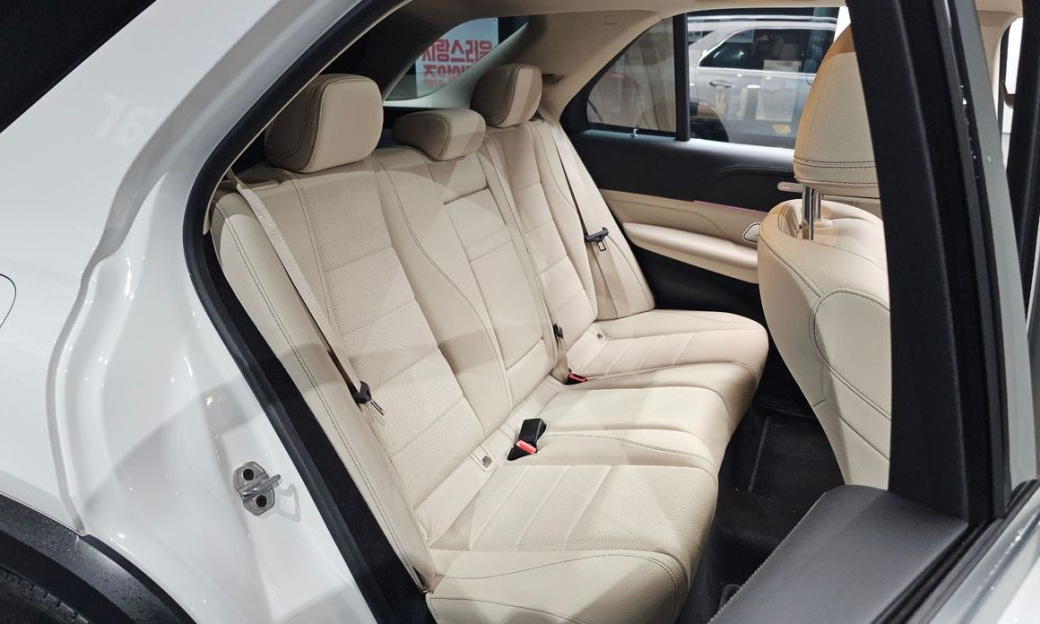 Mercedes-Benz GLE-Class GLE300d 4MATIC, 2024