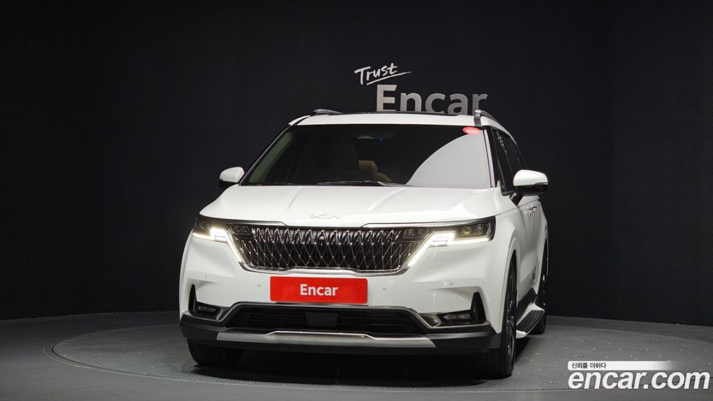 Kia Carnival 9-Seater Signature, 2023