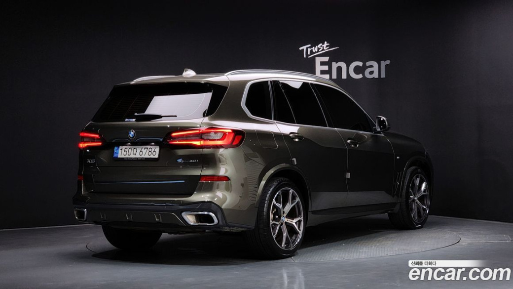 BMW X5 xDrive 40i M Sport, 2023