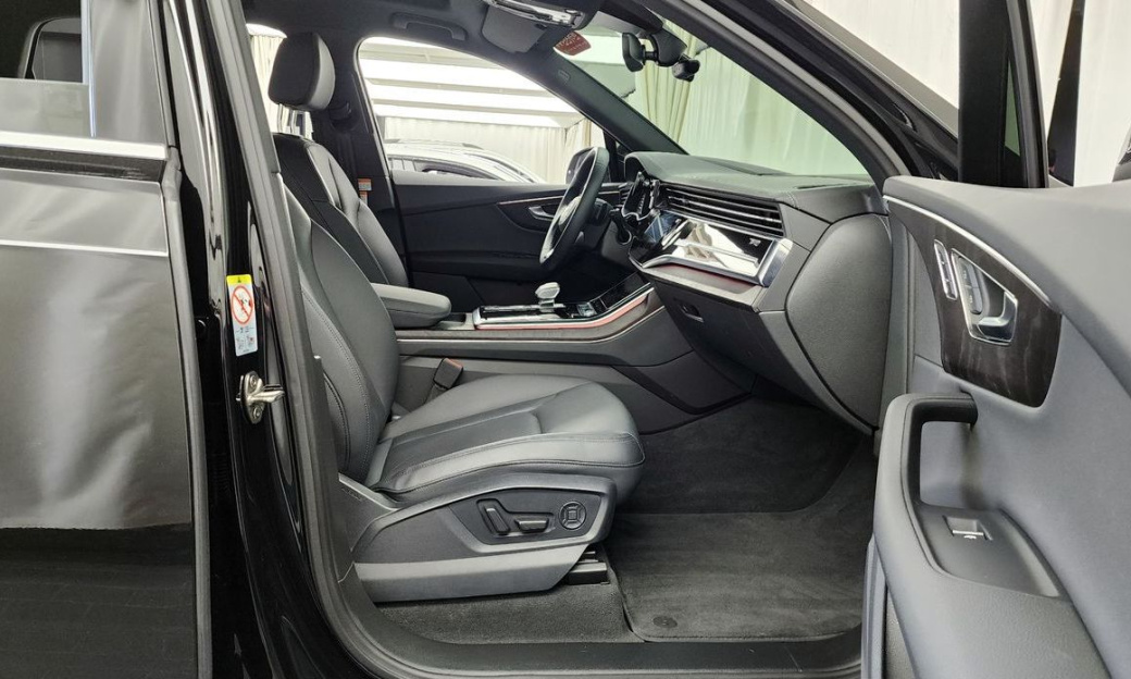 Audi Q7 45 TDI Quattro, 2023