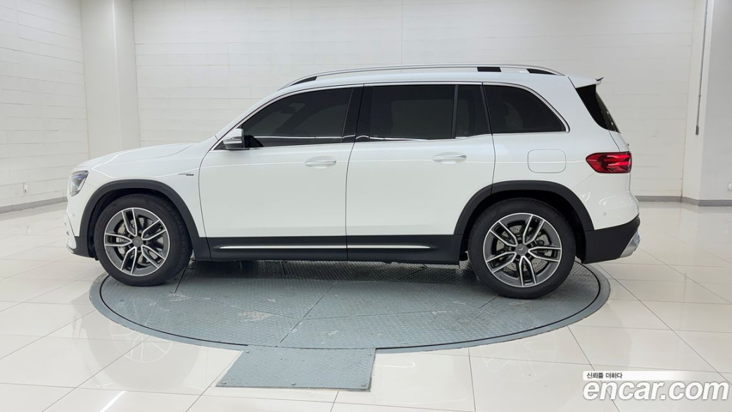 Mercedes-Benz GLB-Class AMG GLB35 4MATIC, 2025