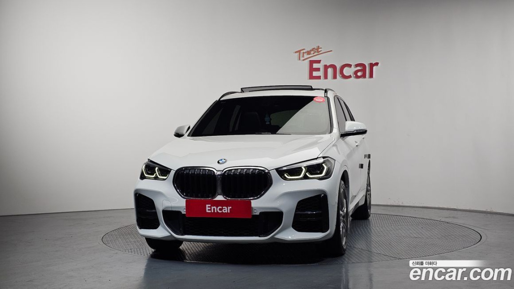 BMW X1 xDrive 20i M Sport, 2022