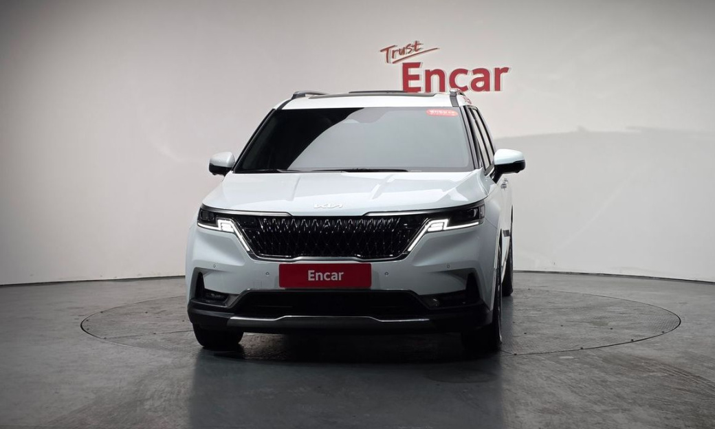 Kia Carnival 7-Seater Signature, 2023