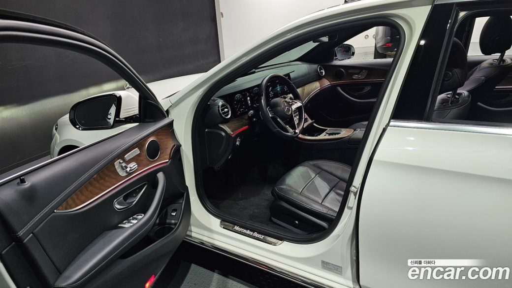 Mercedes-Benz E-Class E250 Exclusive, 2023