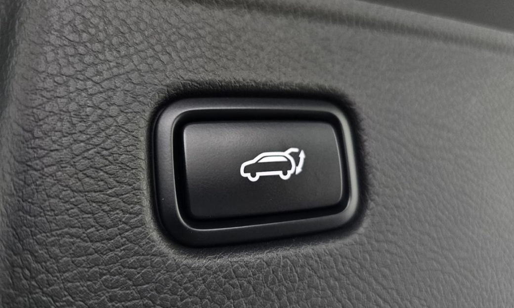 Kia Mohave Diesel 3.0 4WD 6-Seater, 2024