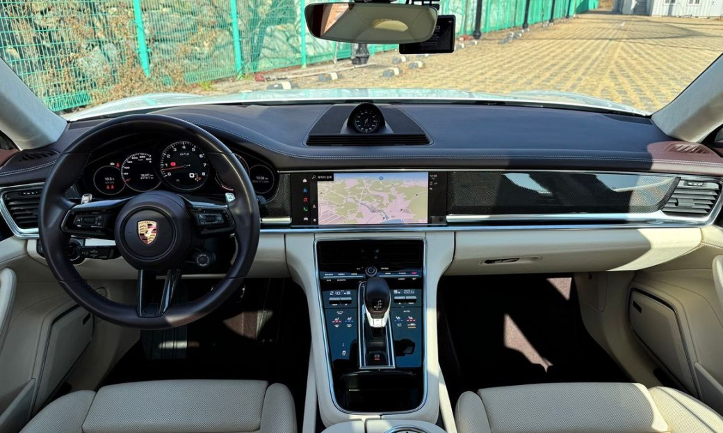Porsche Panamera 4.0 GTS, 2022