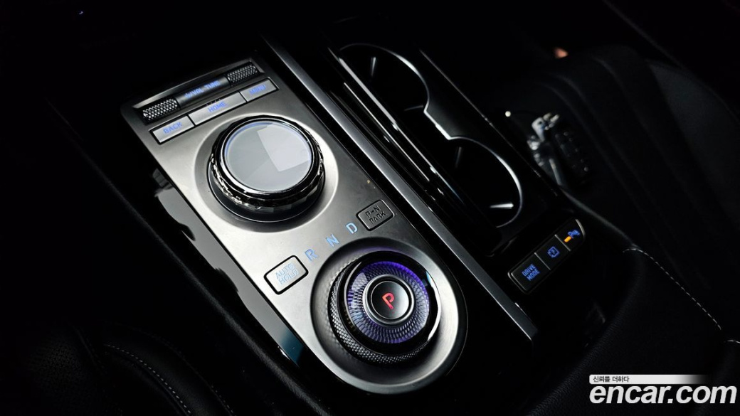 Genesis G80 Gasoline 2.5 Turbo AWD, 2023