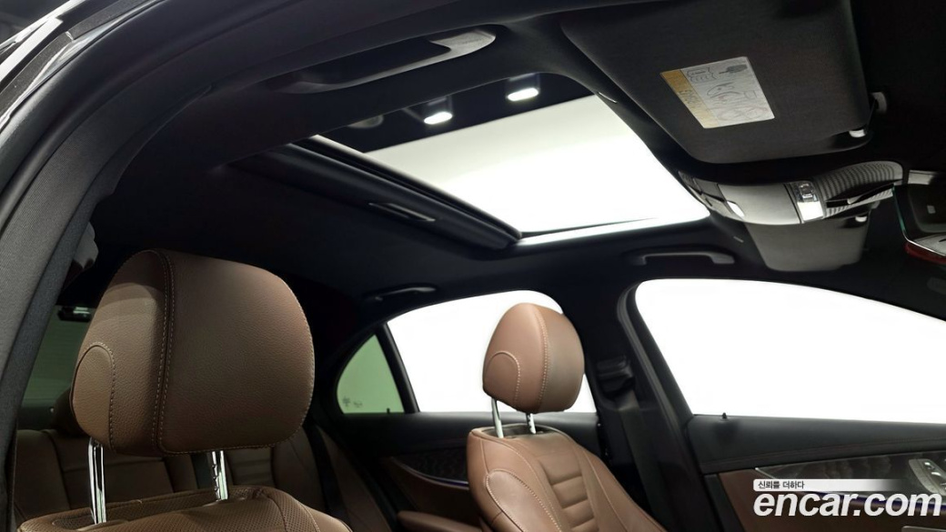 Mercedes-Benz E-Class E350 4MATIC Exclusive, 2023