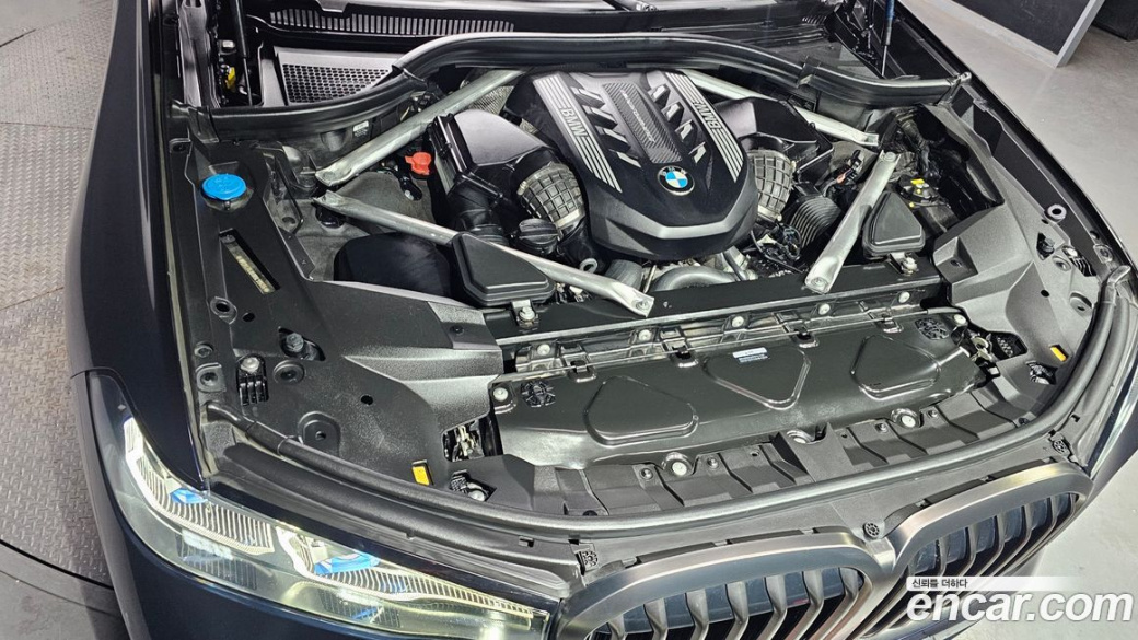 BMW X7 M50i 6STR, 2022