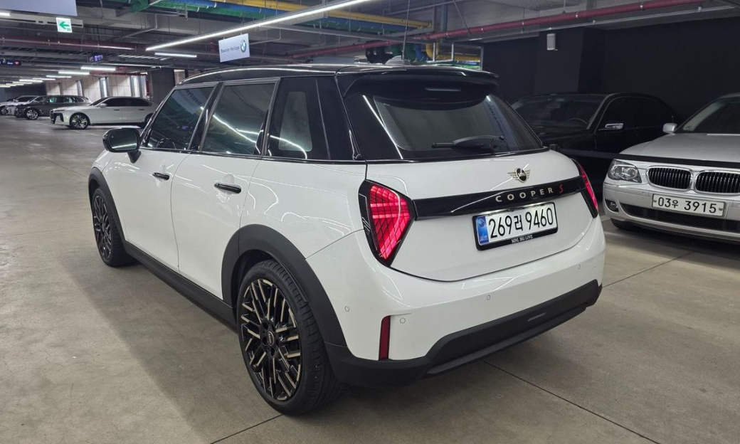 Mini Cooper 5 Door Favoured, 2025