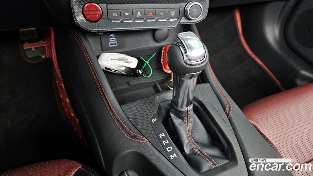Ford Mustang 5.0 GT Premium Convertible, 2024