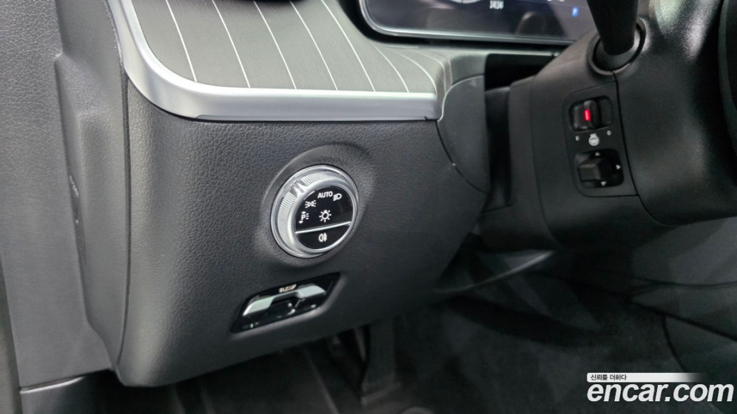 Mercedes-Benz C-Class C200 4MATIC Avantgarde, 2022