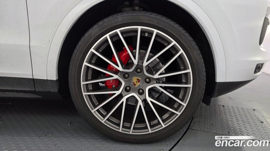 Porsche Cayenne 3.0 COUPE PLATINUM EDITION, 2023