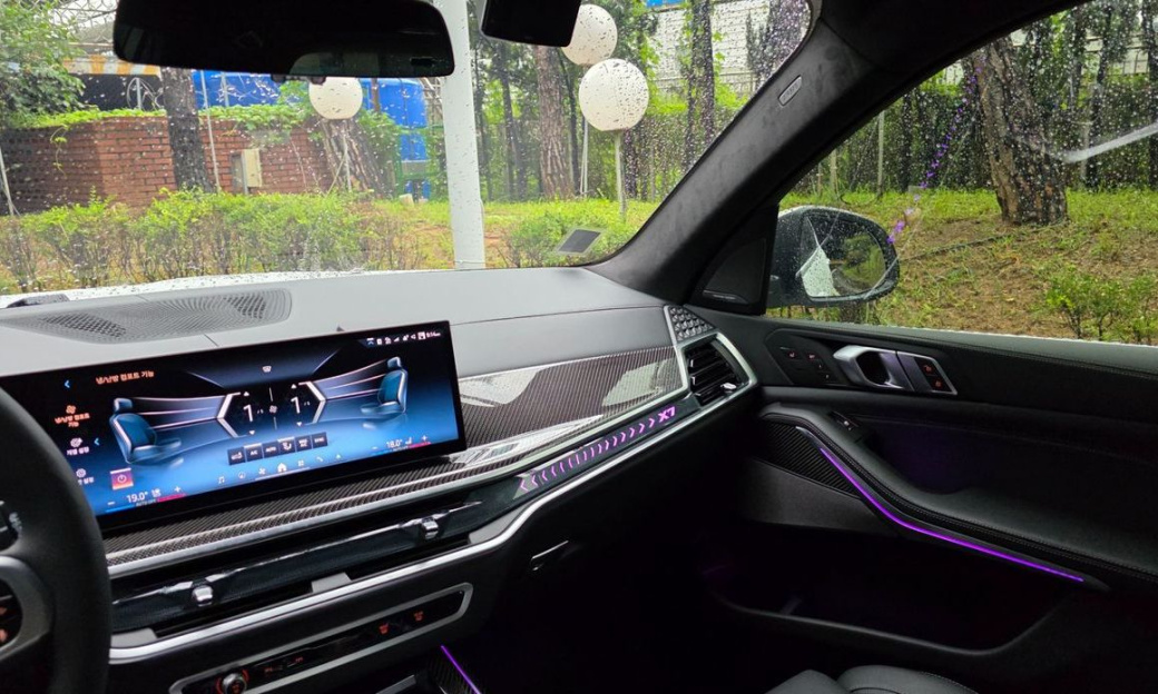 BMW X7 xDrive 40d M Sport 7 STR, 2025