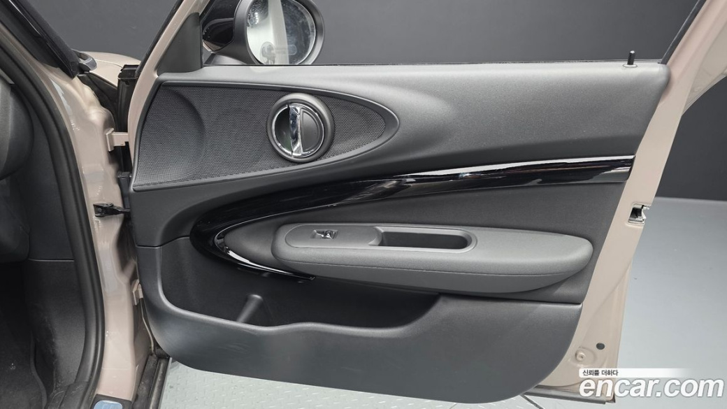 Mini Clubman Classic, 2024