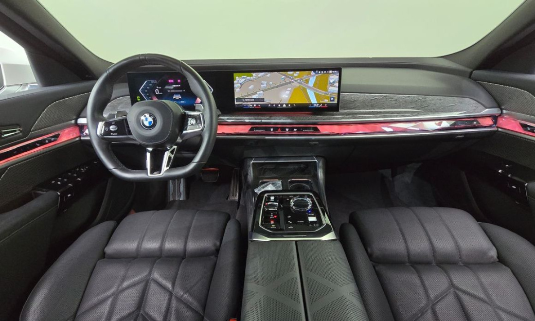 BMW 7-Series 740i xDrive M Sport, 2024