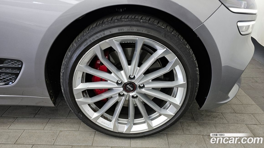 Genesis G70 Gasoline 2.0T 4WD, 2021