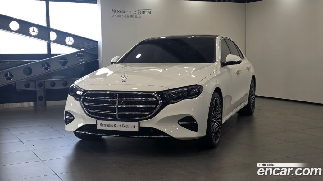 Mercedes-Benz E-Class E450 4MATIC Exclusive, 2025