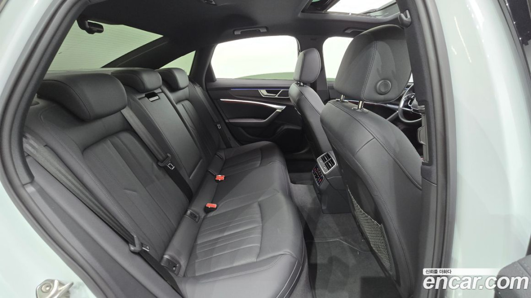 Audi A6 45 TFSI Premium, 2023