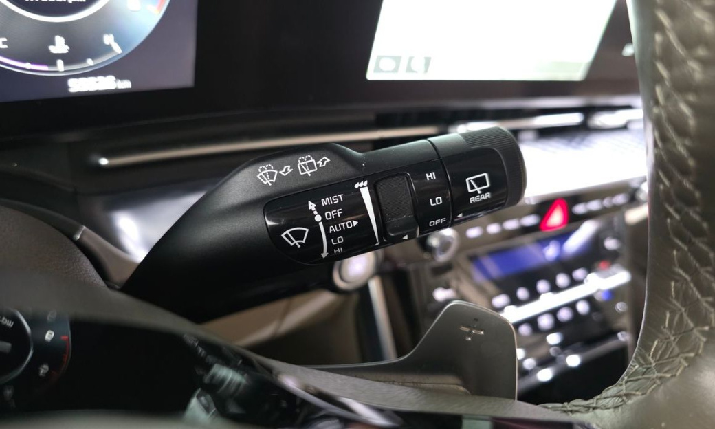 Kia Carnival 7-Seater Hi-Limousine, 2022