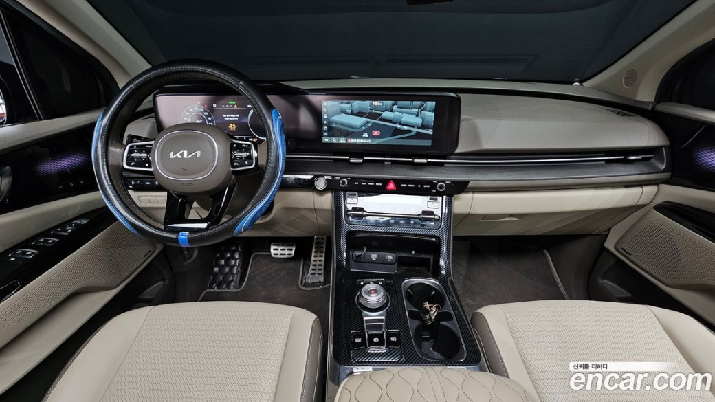 Kia Carnival 9-Seater Signature, 2023