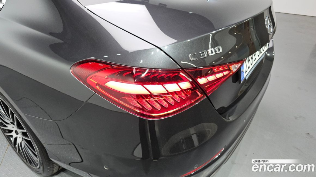 Mercedes-Benz C-Class C300 4MATIC Avantgarde, 2024