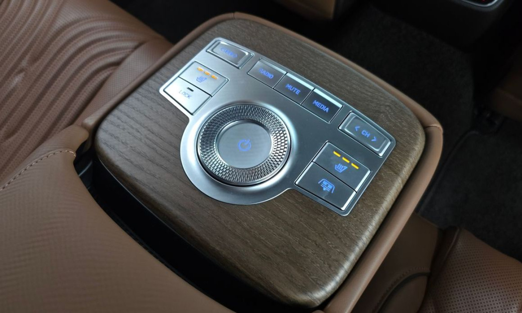 Genesis G80 Gasoline 2.5 Turbo AWD, 2022