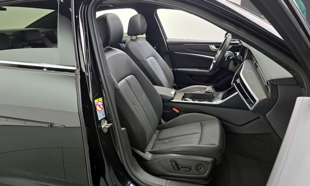 Audi A6 45 TFSI Premium, 2022