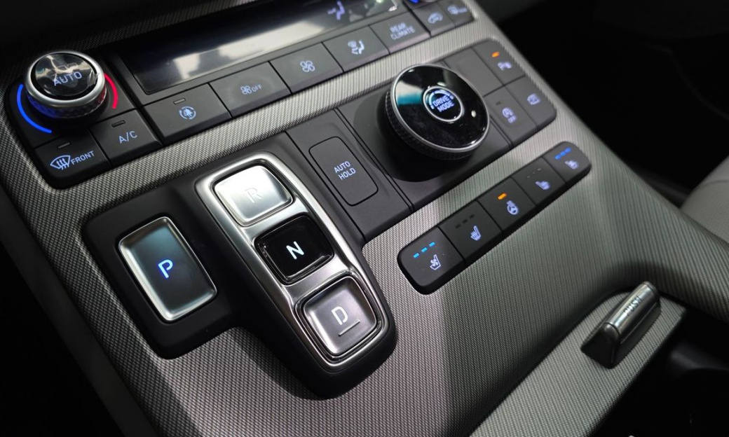 Hyundai Palisade Diesel 2.2 2WD, 2024