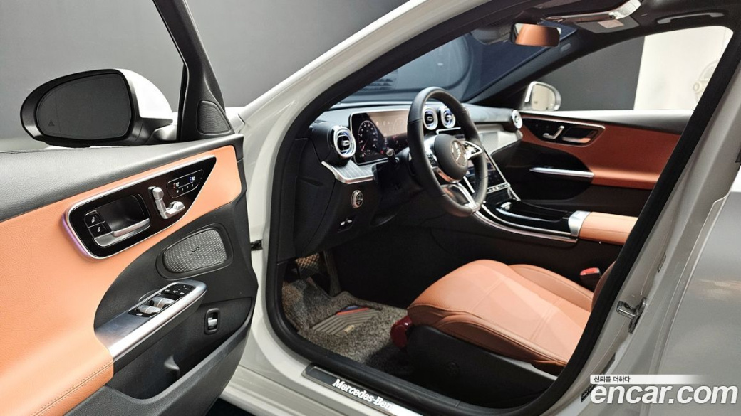 Mercedes-Benz C-Class C200 Avantgarde, 2025