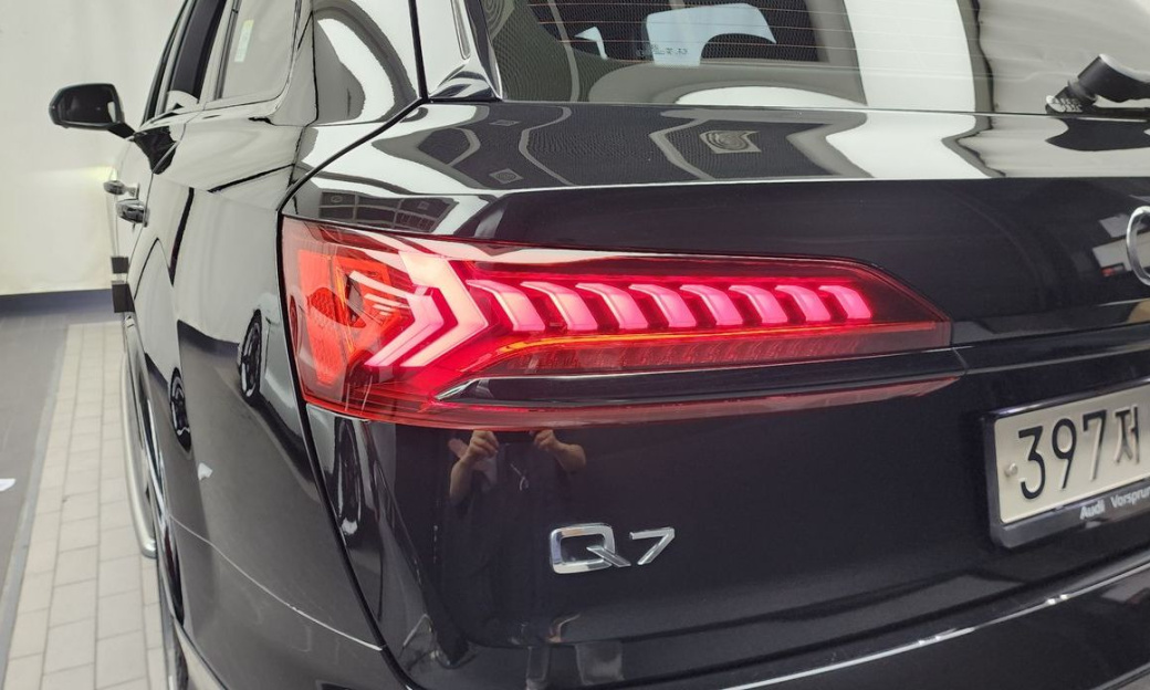 Audi Q7 55 TFSI Quattro Premium, 2022