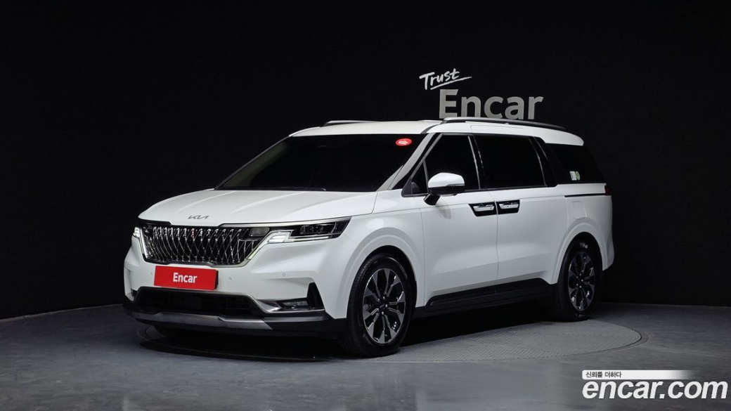 Kia Carnival 9-Seater Signature, 2023