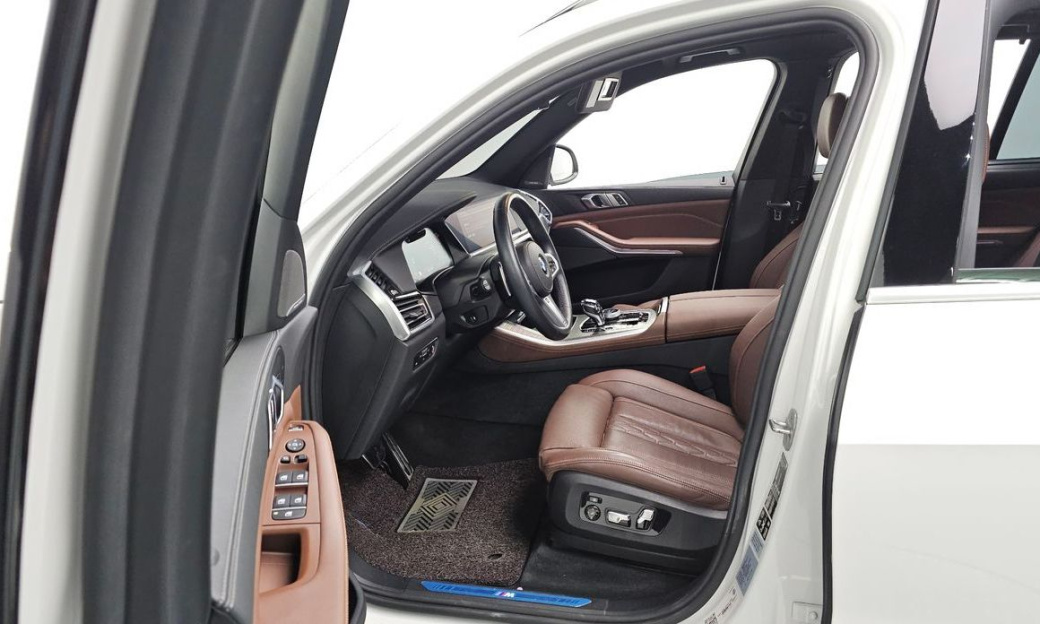 BMW X5 xDrive 30d M Sport, 2023