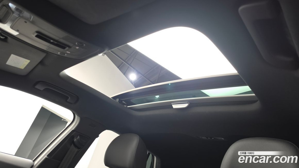 Audi Q2 35 TDI Premium, 2023